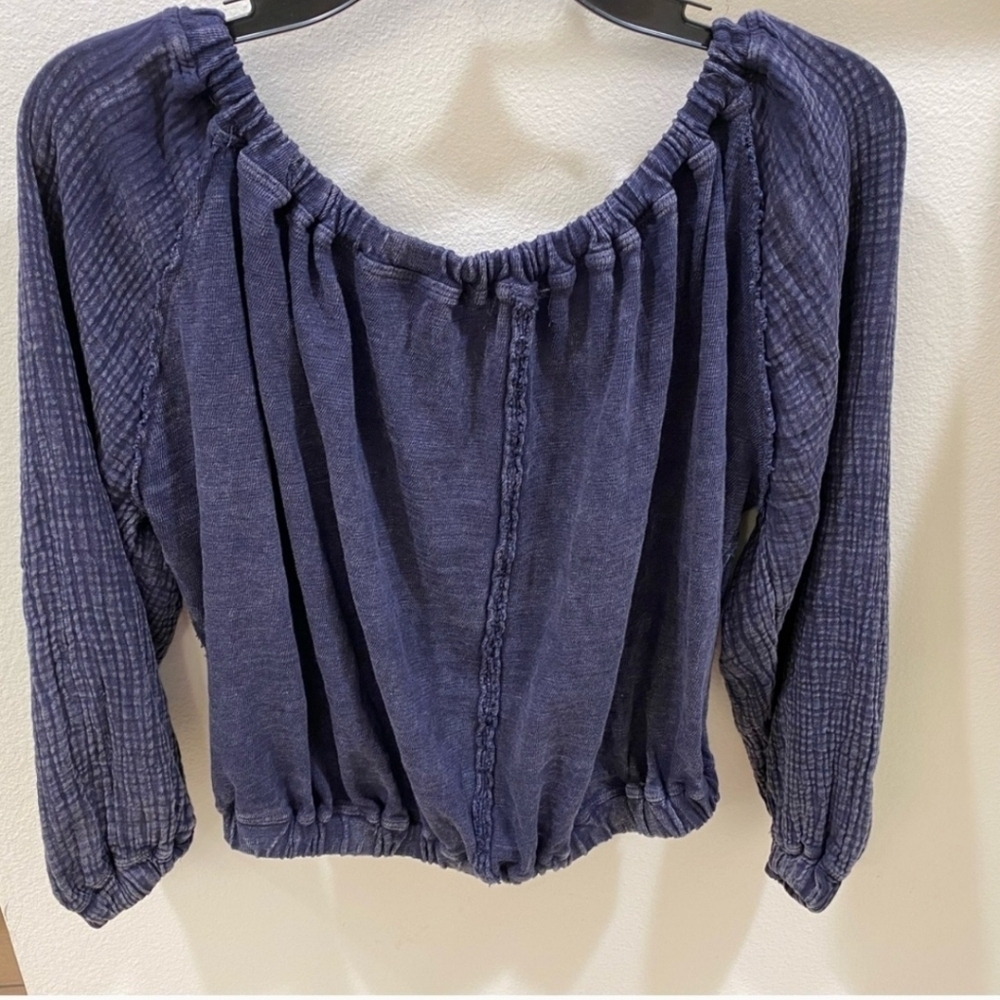 We The Free Long Sleeve Top Size XS Navy